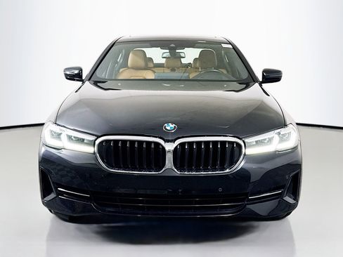 Used 2022 BMW 530i 530i w/ Premium Package image 2