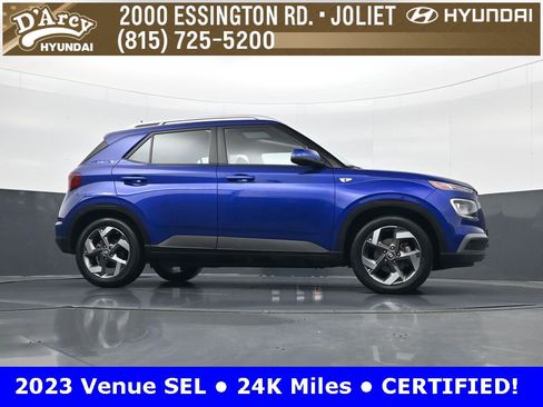 Certified 2023 Hyundai Venue SEL image 23