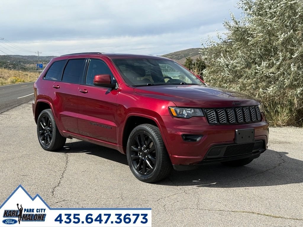 Used 2020 Jeep Grand Cherokee Altitude AWD/4WD image 7