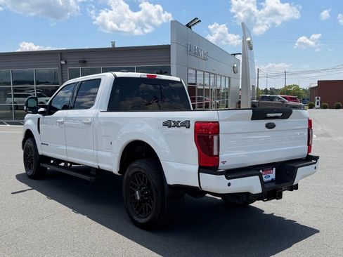 Used 2022 Ford F250 Lariat w/ Black Appearance Package AWD/4WD image 6