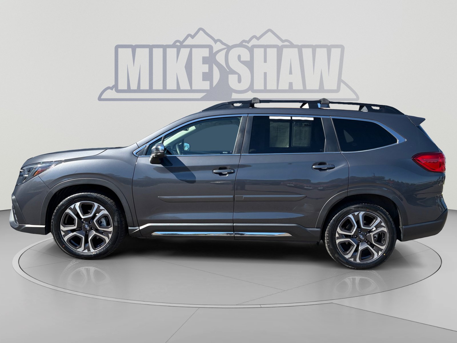 Used 2023 Subaru Ascent Limited w/ Technology Package AWD/4WD image 2