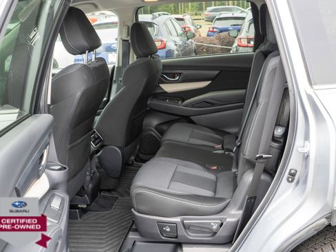 Used 2022 Subaru Ascent Premium w/ Convenience Package AWD/4WD image 29