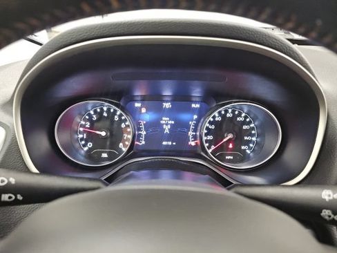 Used 2021 Jeep Compass Latitude w/ Convenience Group AWD/4WD image 20