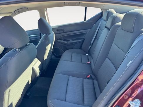 Used 2023 Nissan Altima 2.5 SV image 13