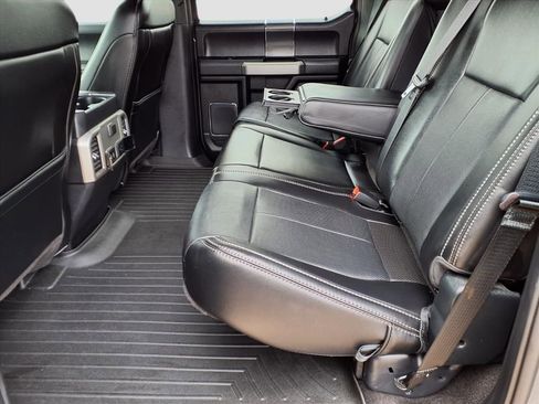 Used 2020 Ford F150 Lariat image 26