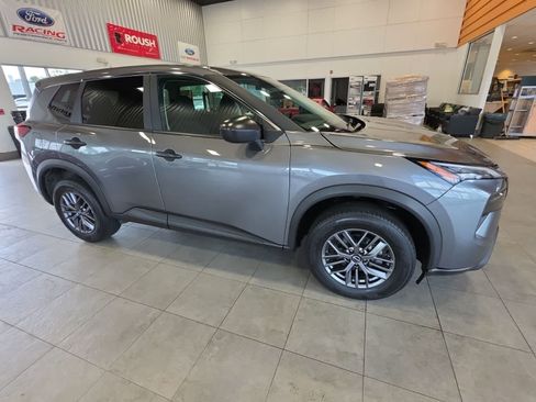 Used 2024 Nissan Rogue S AWD/4WD image 6
