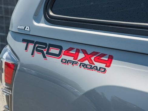 Used 2021 Toyota Tacoma TRD Off-Road AWD/4WD image 27