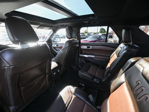 Certified 2021 Ford Explorer King Ranch w/ Premium Technology Package image 21