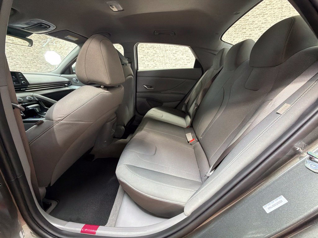 New 2026 Hyundai Elantra SE FWD image 14
