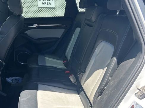 Used 2015 Audi SQ5 Prestige w/ Prestige Package AWD/4WD image 15