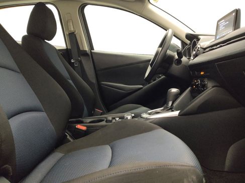 Used 2020 Toyota Yaris LE FWD image 21