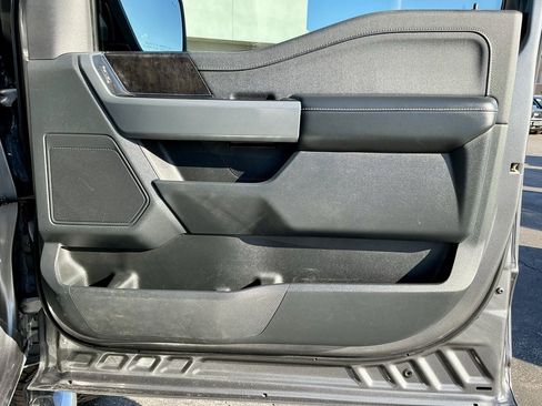 Used 2021 Ford F150 Lariat w/ Max Trailer Tow Package image 20