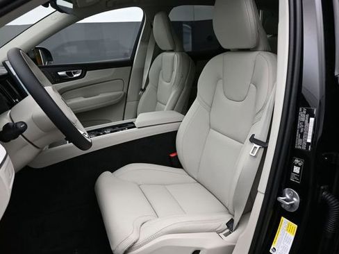 New 2026 Volvo XC60 B5 Ultra w/ Protection Package Premier AWD/4WD image 10