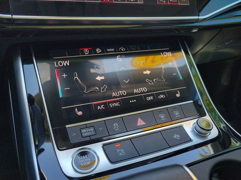 Used 2021 Audi Q7 3.0T Premium Plus w/ Premium Plus Package AWD/4WD image 25