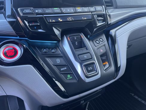 Certified 2023 Honda Odyssey Elite image 16