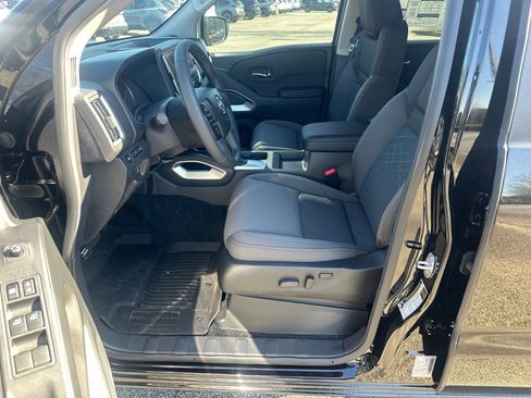 New 2026 Nissan Frontier SV image 9