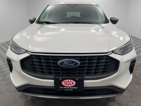 Used 2023 Ford Escape Active image 3