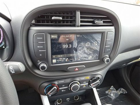 New 2025 Kia Soul LX w/ LX Technology Package image 11