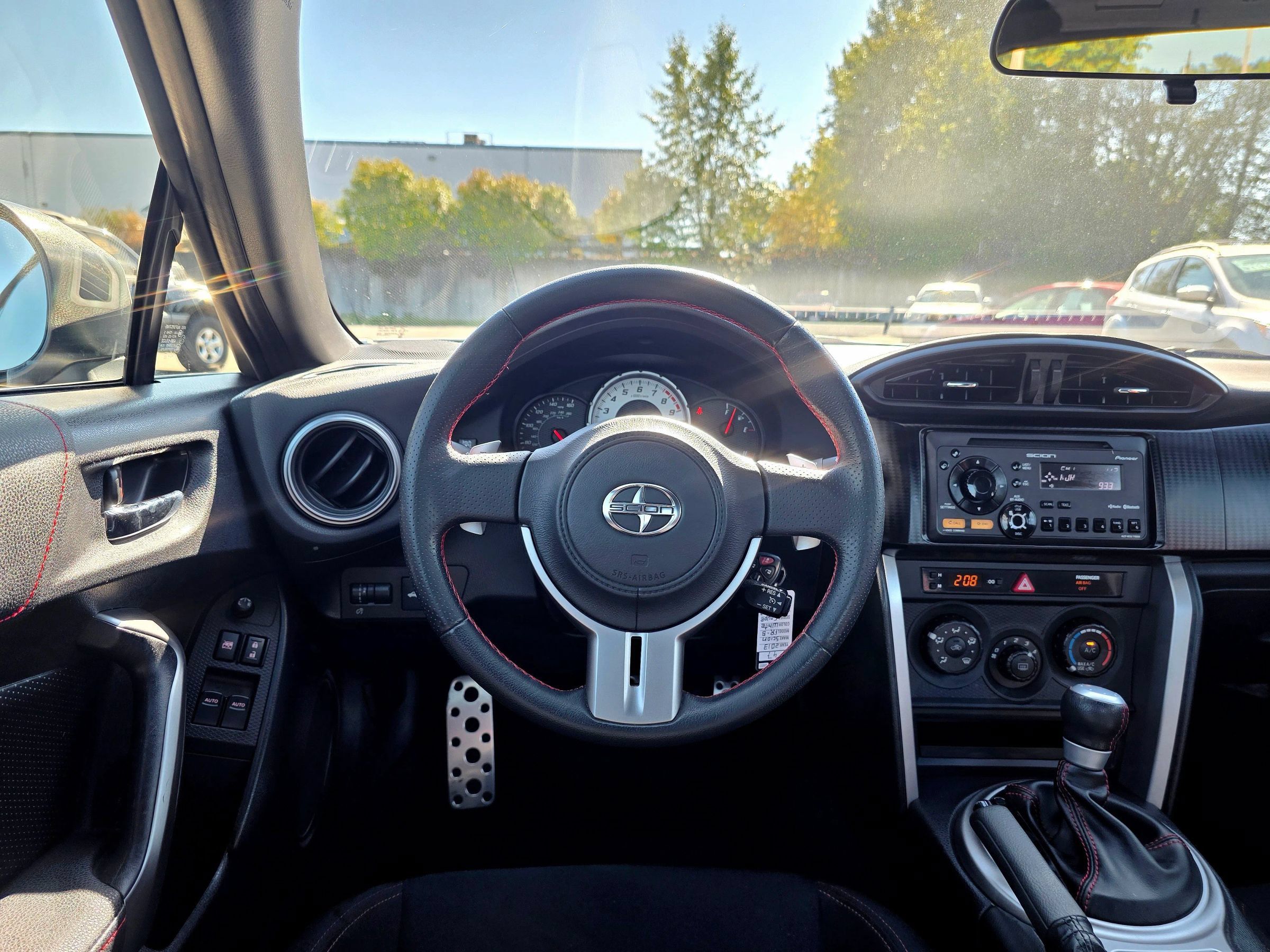 Used 2013 Scion FR-S RWD image 23