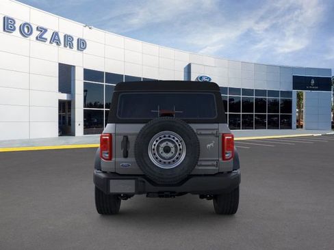 New 2025 Ford Bronco 4-Door image 5