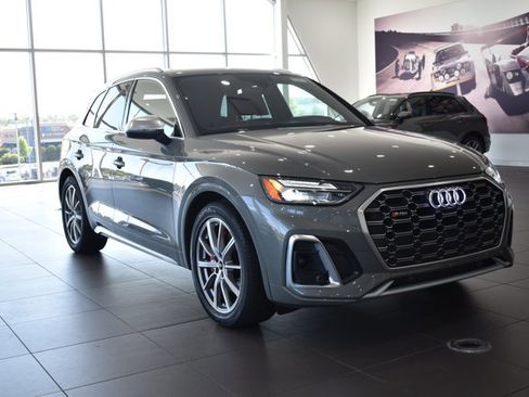 Certified 2025 Audi SQ5 Premium Plus w/ Premium Plus Package image 7