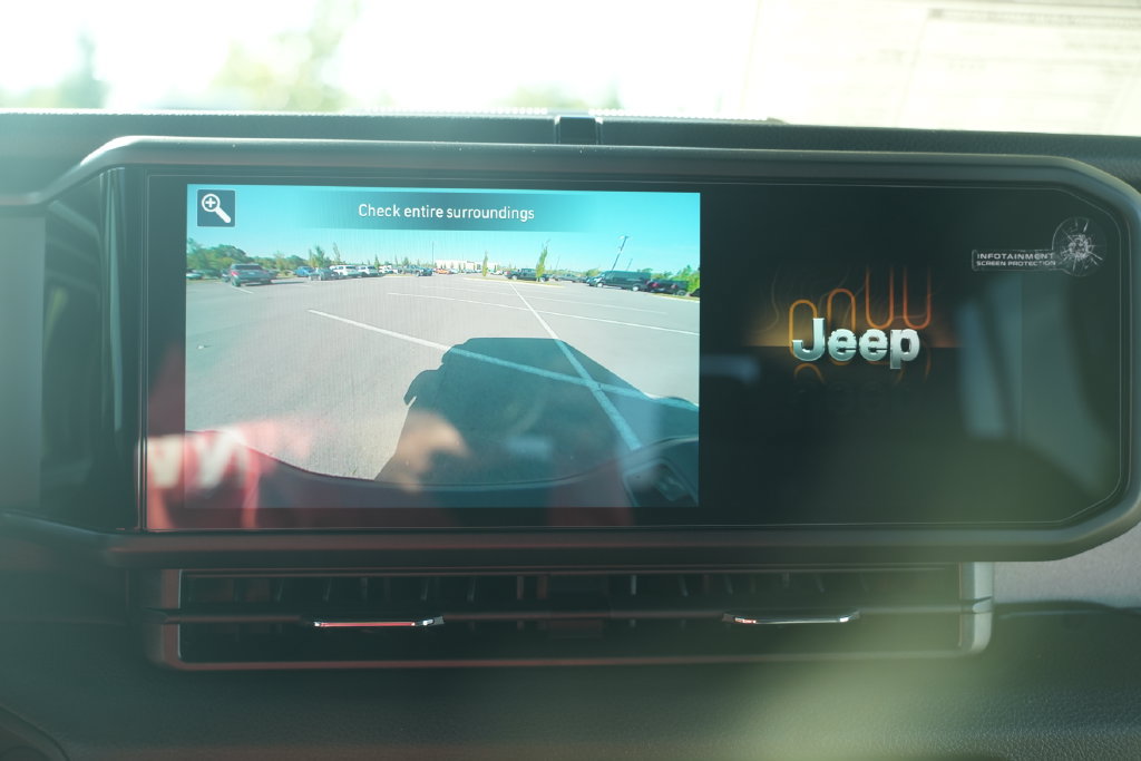 New 2026 Jeep Gladiator Sport AWD/4WD image 25