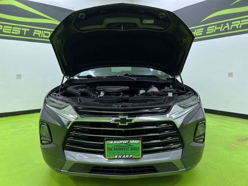 Used 2019 Chevrolet Blazer Premier w/ Driver Confidence II Package FWD image 4