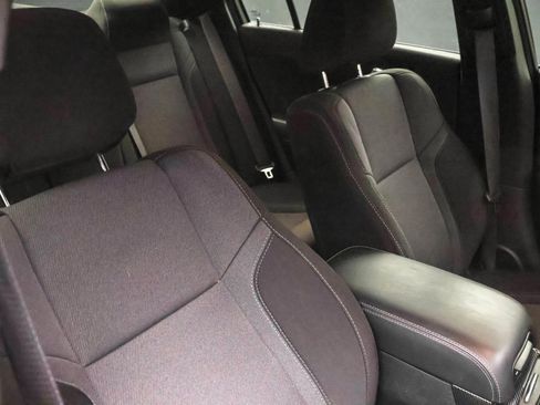 Used 2020 Dodge Charger SXT w/ Blacktop Package image 39