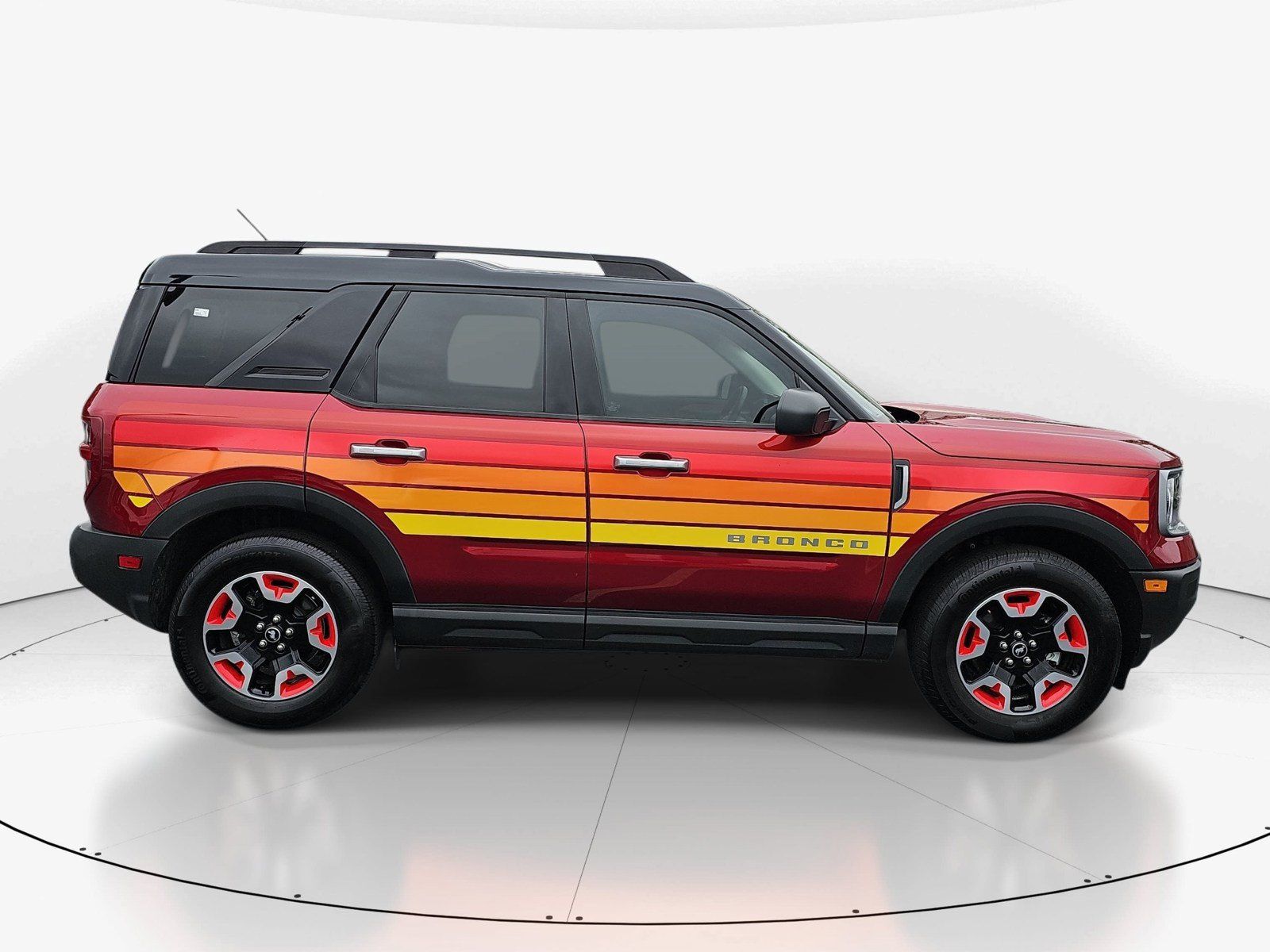 Used 2025 Ford Bronco Sport Free Wheeling w/ Convenience Package AWD/4WD image 2