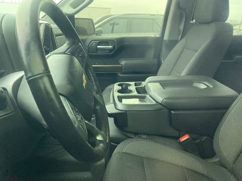 Used 2019 Chevrolet Silverado 1500 LT image 16