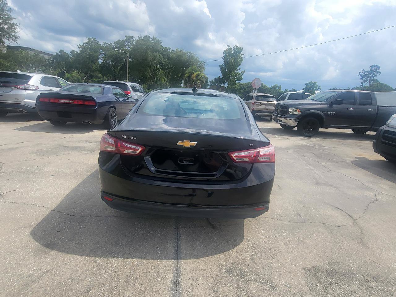 Used 2019 Chevrolet Malibu LT FWD image 35