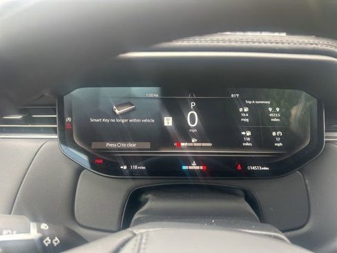 Used 2024 Land Rover Range Rover Sport SE image 18