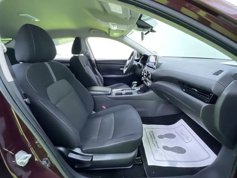 Used 2024 Nissan Sentra SV image 28