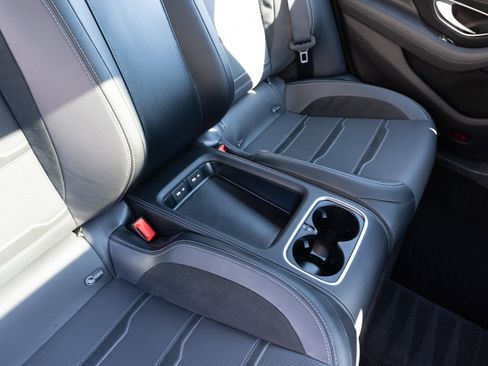 Used 2021 Mercedes-Benz AMG GT 63 image 25