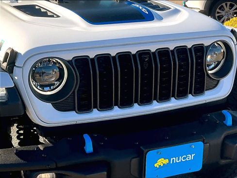 Used 2024 Jeep Wrangler Unlimited Rubicon 4xe image 30