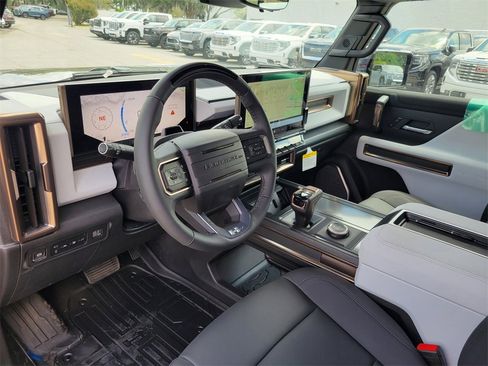 New 2025 GMC Hummer EV 2X image 9