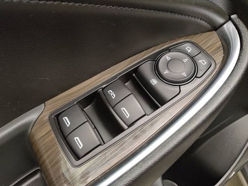 Used 2024 Chevrolet Malibu LT FWD image 27