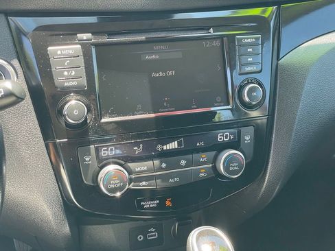 Certified 2022 Nissan Rogue Sport SV AWD/4WD image 20