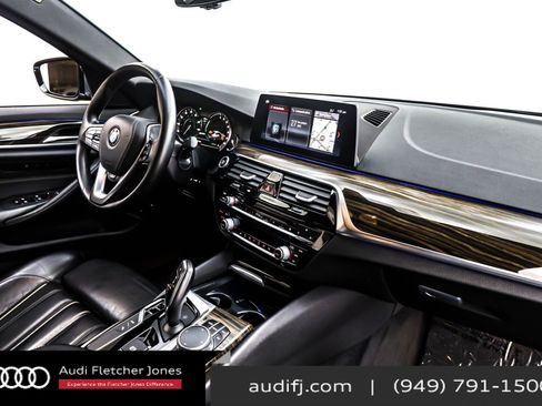 Used 2018 BMW 530e image 15