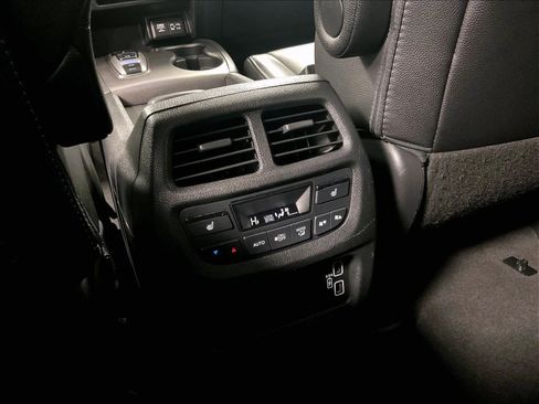 Used 2021 Honda Pilot Black Edition image 29