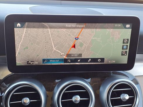 Used 2021 Mercedes-Benz GLC 300 image 13