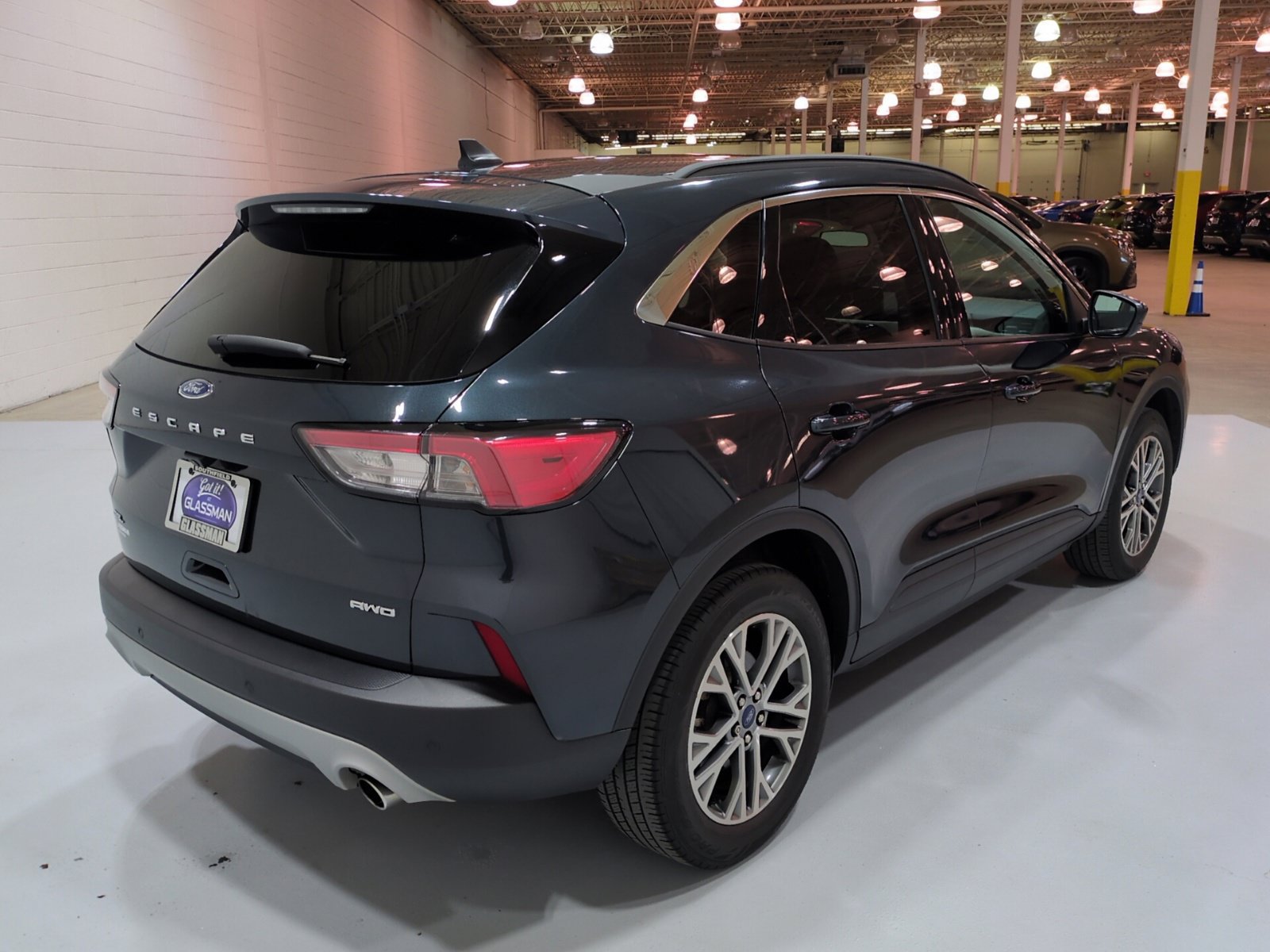 Used 2022 Ford Escape SEL AWD/4WD image 3
