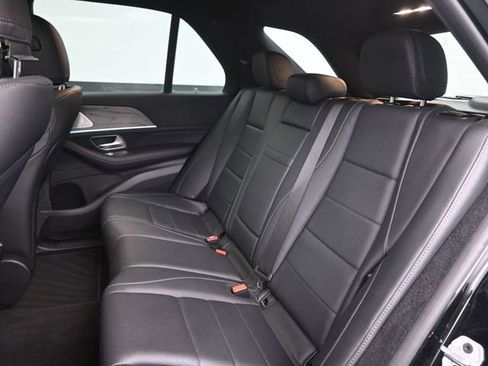 Used 2021 Mercedes-Benz GLE 450 4MATIC image 10