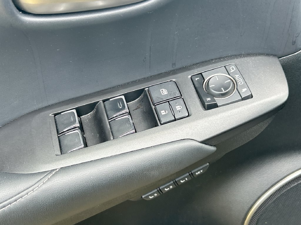 Used 2021 Lexus NX 300 F Sport w/ F Sport Premium Package FWD image 12