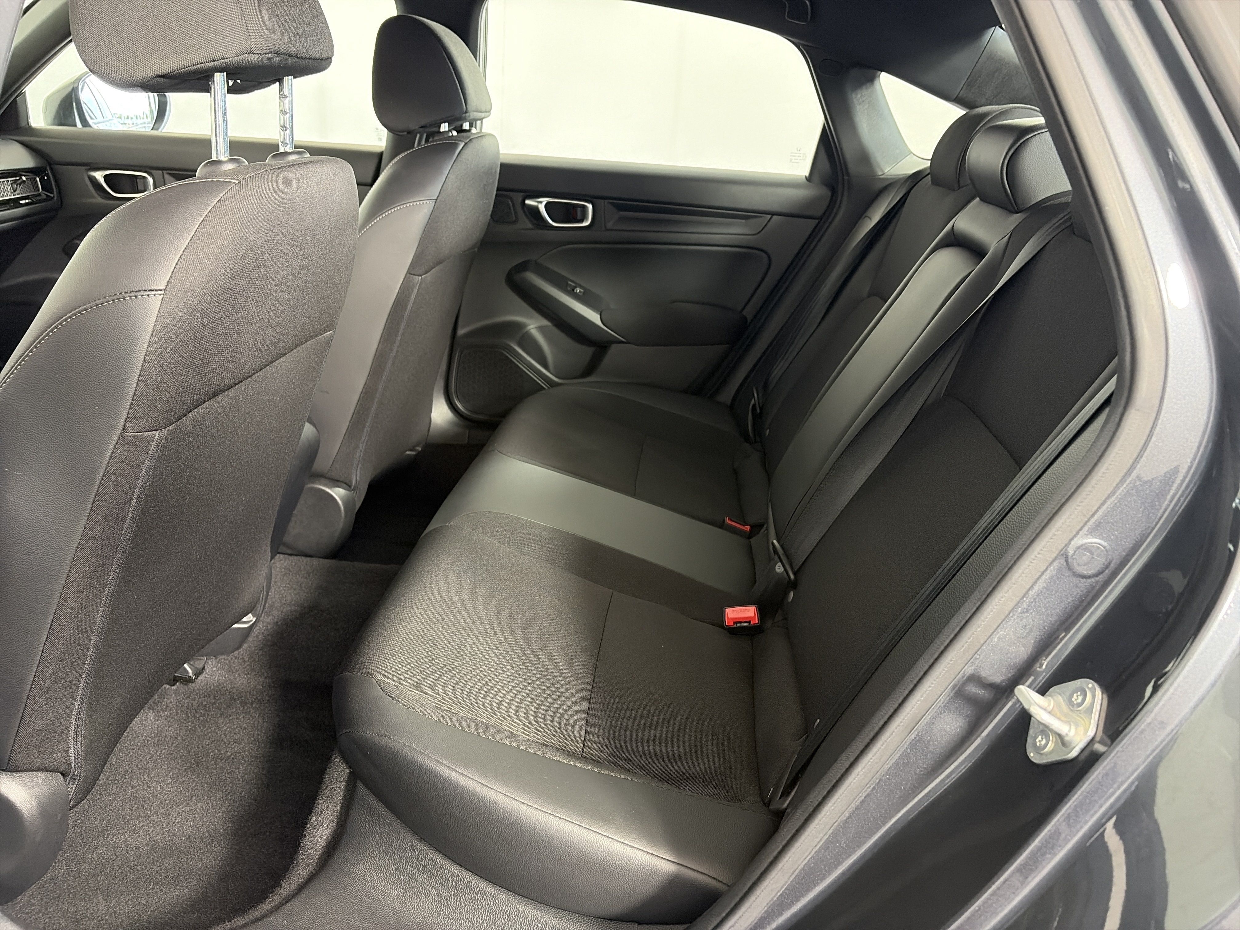 Used 2025 Honda Civic Sport image 7