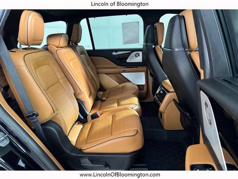 Used 2024 Lincoln Aviator Black Label w/ Jet Package AWD/4WD image 14