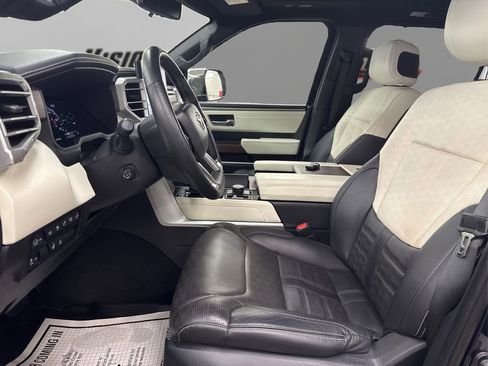 Used 2023 Toyota Sequoia Capstone image 9