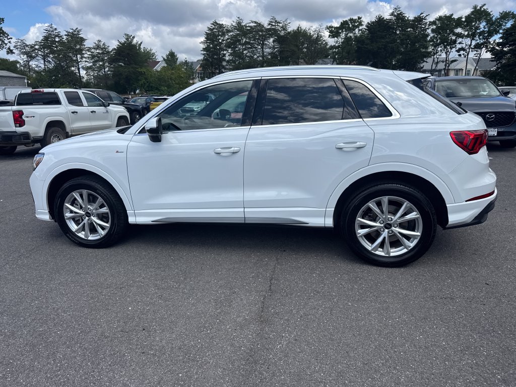 Used 2024 Audi Q3 2.0T Premium AWD/4WD image 6