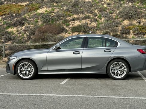 Used 2025 BMW 330i xDrive 330i xDrive image 9