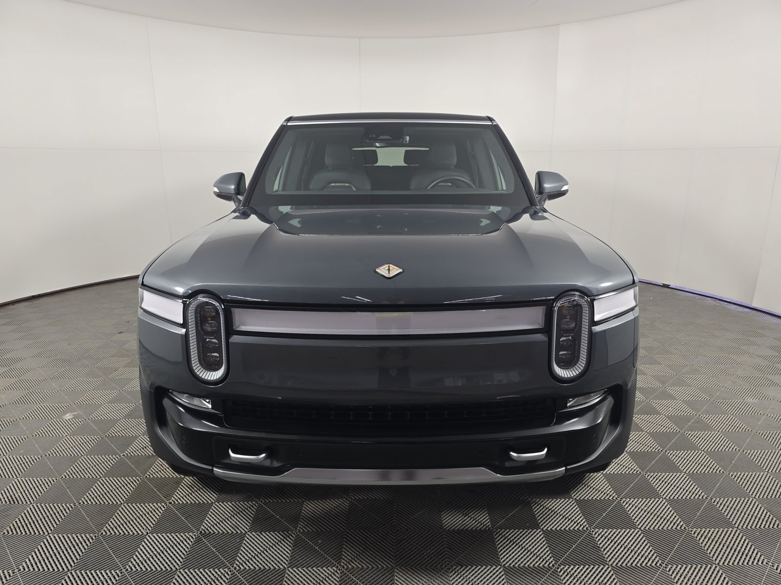 Used 2023 Rivian R1S Adventure Quad AWD/4WD image 8